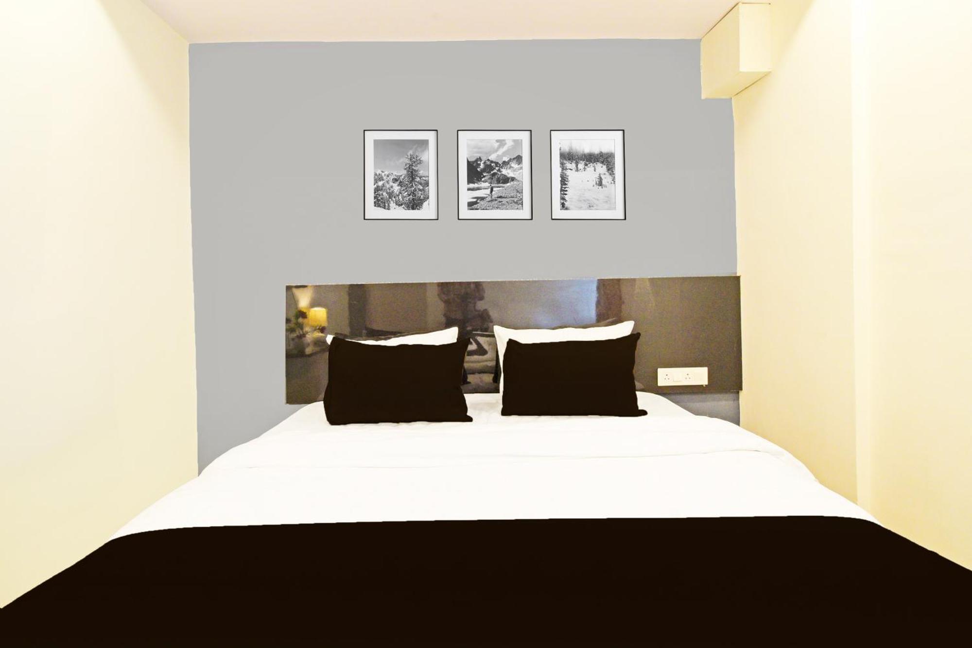 Hotel O Malani Inn Χιντεραμπάντ Εξωτερικό φωτογραφία