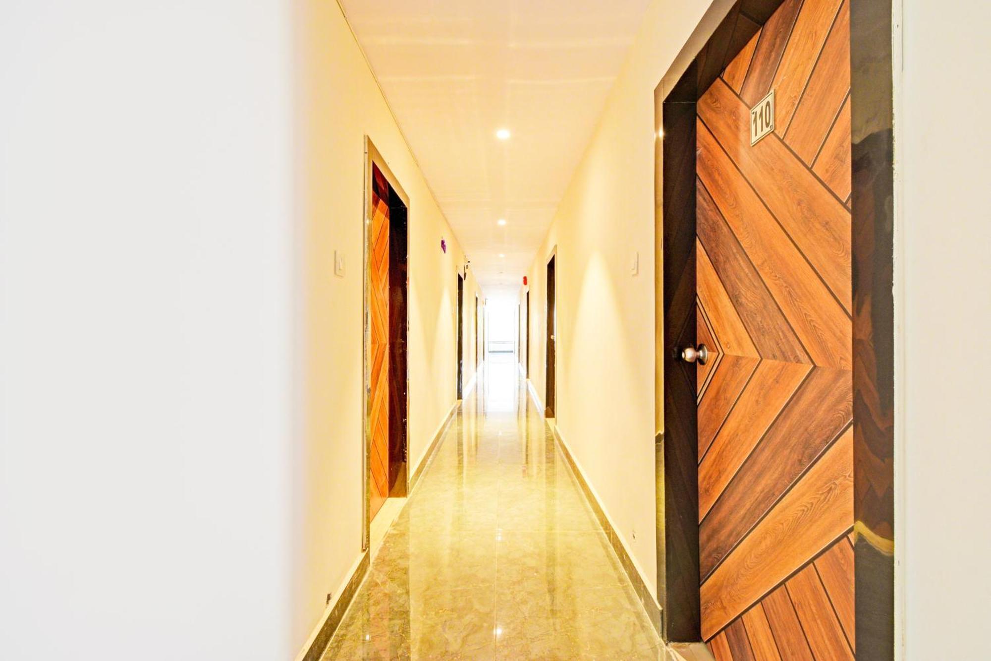 Hotel O Malani Inn Χιντεραμπάντ Εξωτερικό φωτογραφία